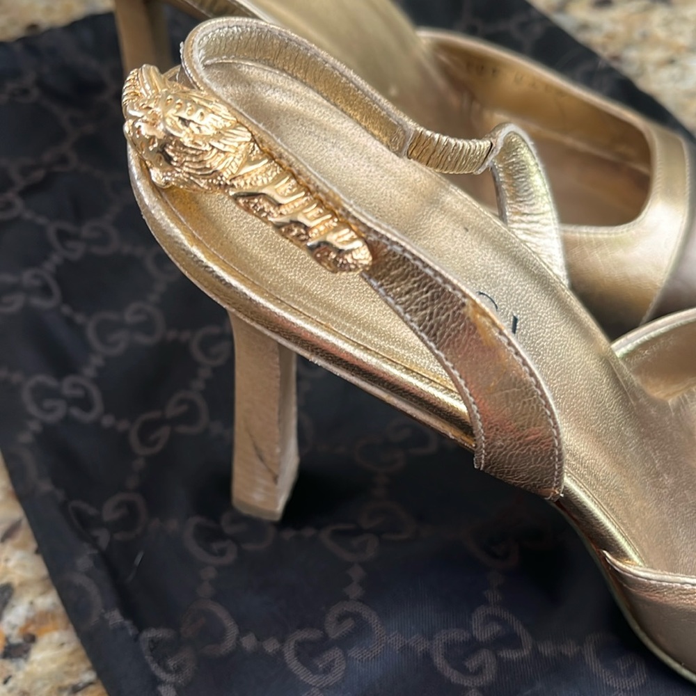 Gucci High heals